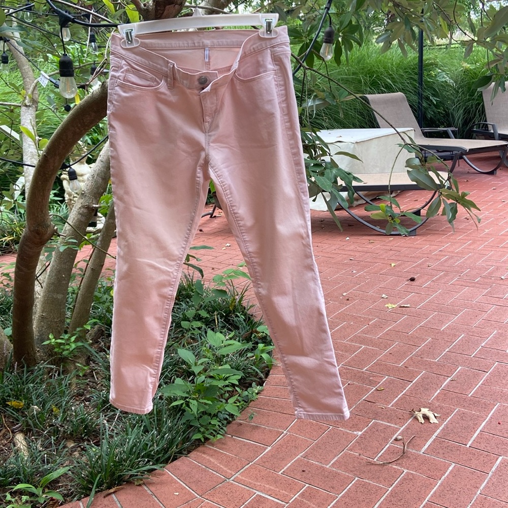 Loft!Low rise jeans.Light peach in color